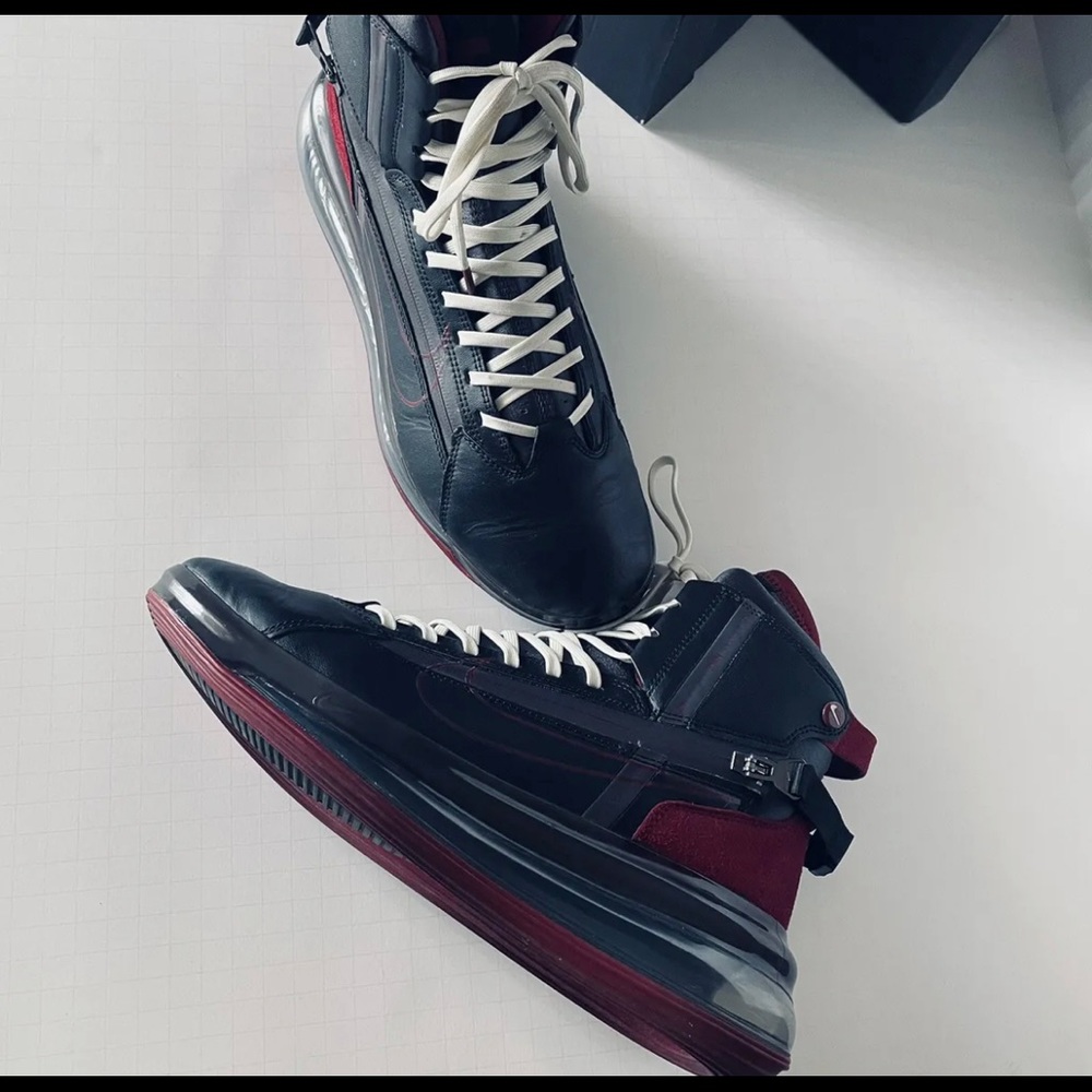 Nike Air Max 720 Saturn Black/Red-Maroon hightops-sneakers - Picture 3 of 6